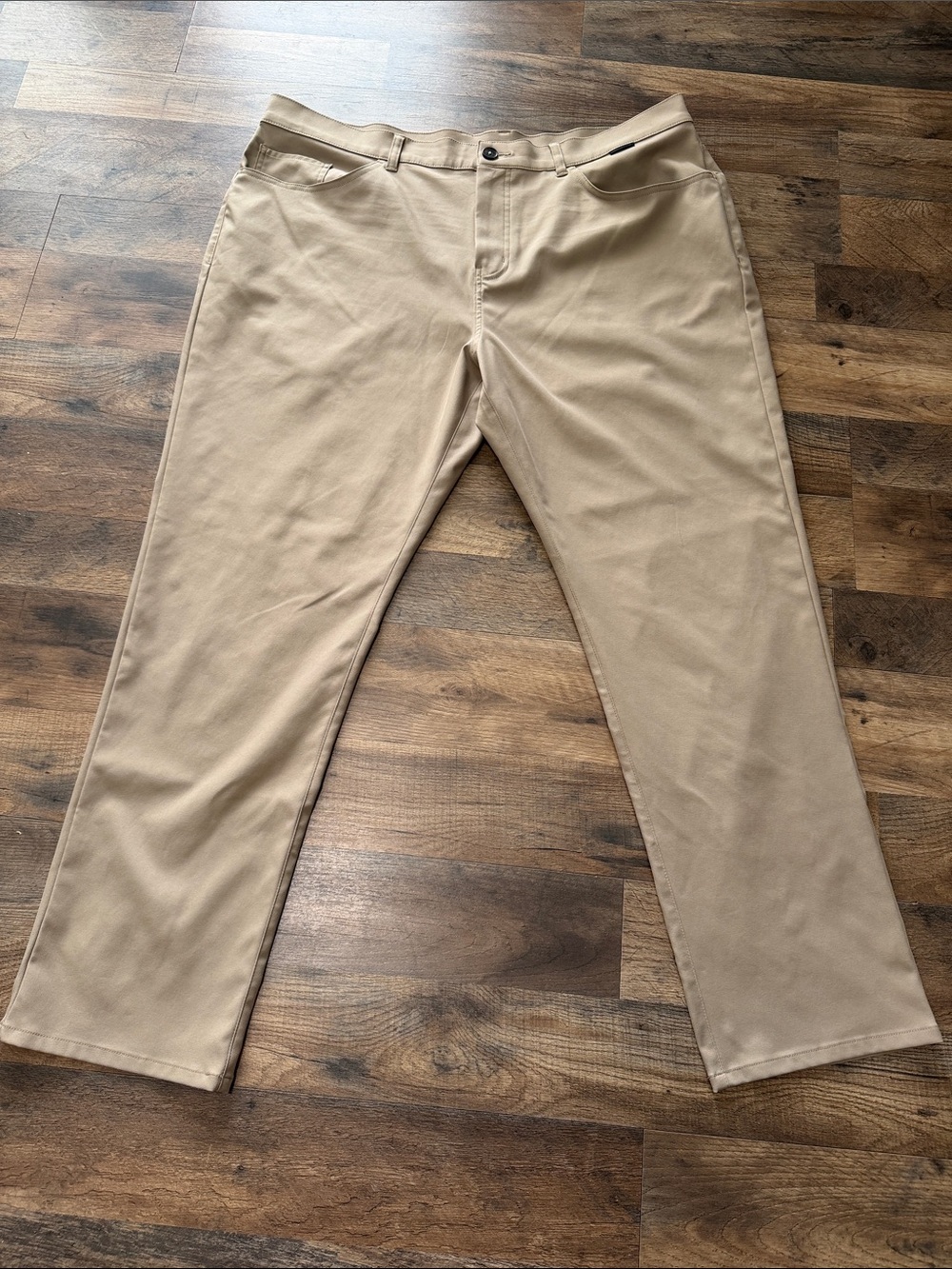 Travis Mathew pants